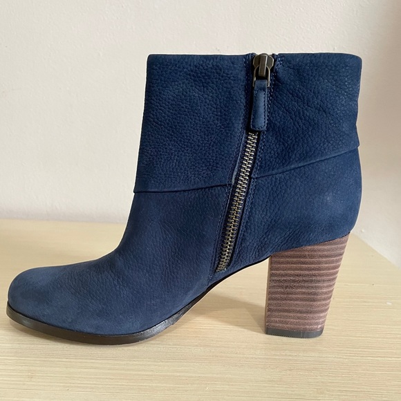 Cole Haan Cassidy Blazer Blue Nubuck Ankle Booties - Picture 2 of 6